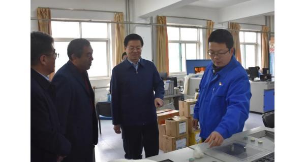 寶雞市委常委、統(tǒng)戰(zhàn)部部長高宏真一行來紡電公司調(diào)研